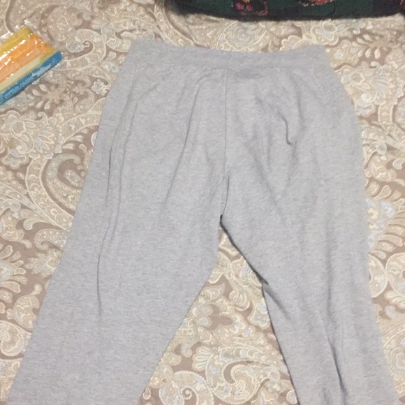 Nike jogger sweat pants - Picture 4 of 4